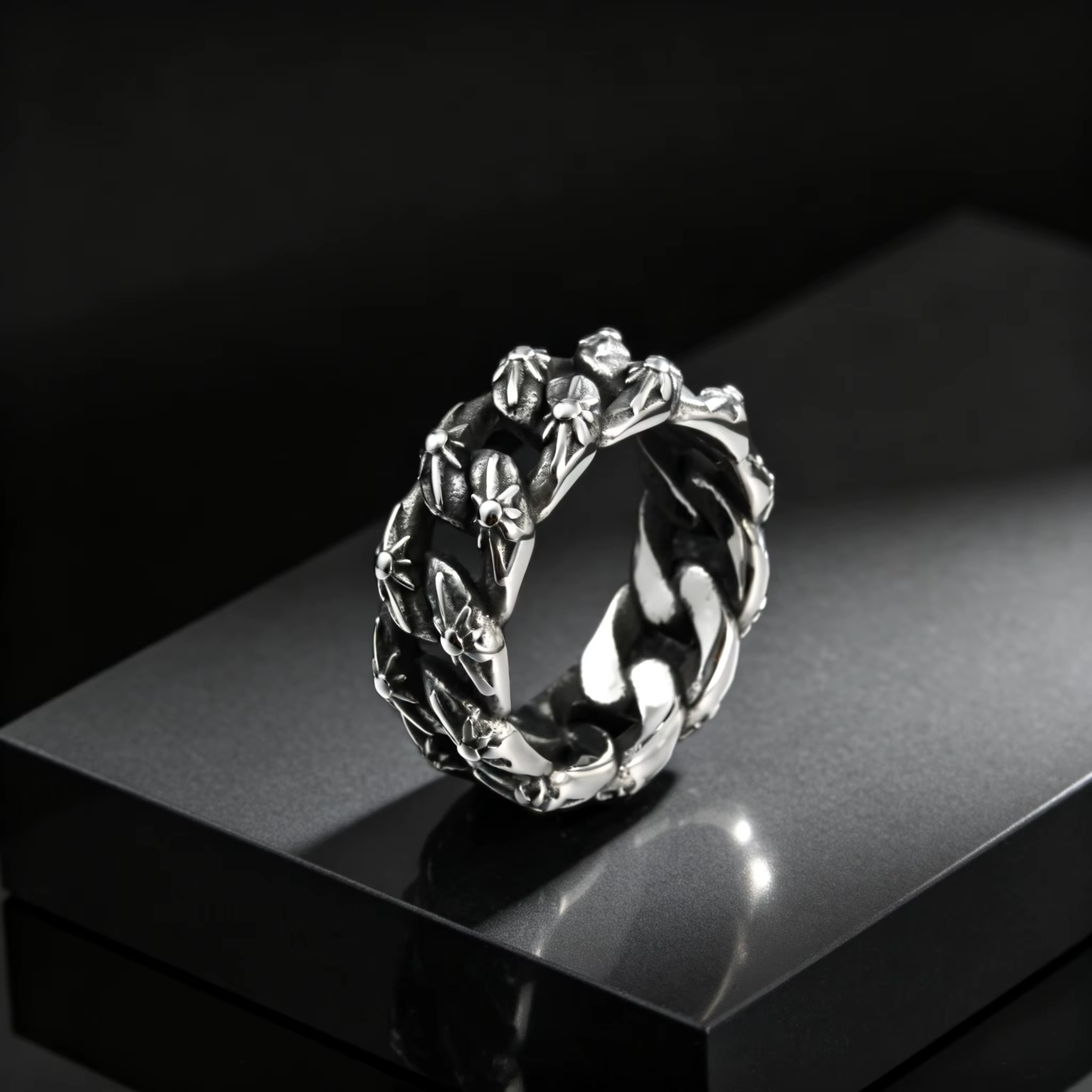 Bague torsadée unique et tendance pour homme en acier inoxydable
