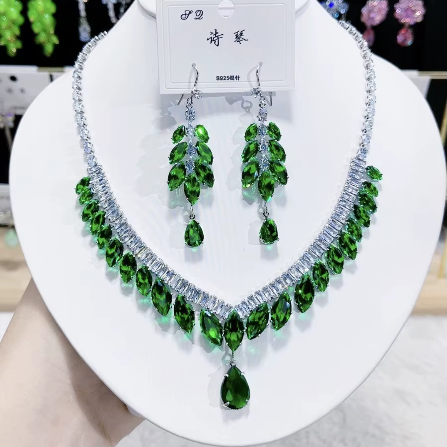 Collier et boucles d'oreilles en Zircon coloré pour femmes, à la mode, 2024