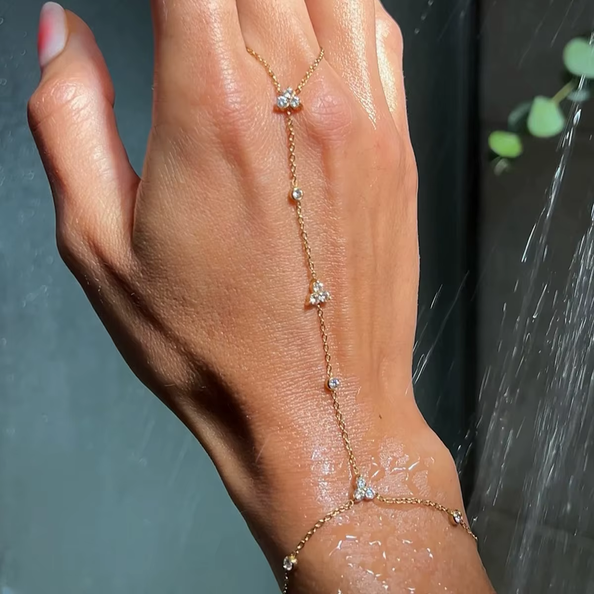 Bracelet géométrique en métal et cristal pour femmes