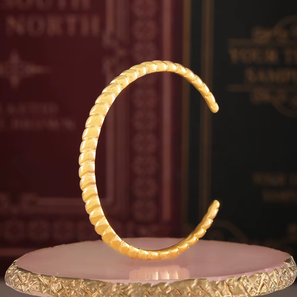 Bracelet fileté en acier titane plaqué or véritable 18 carats