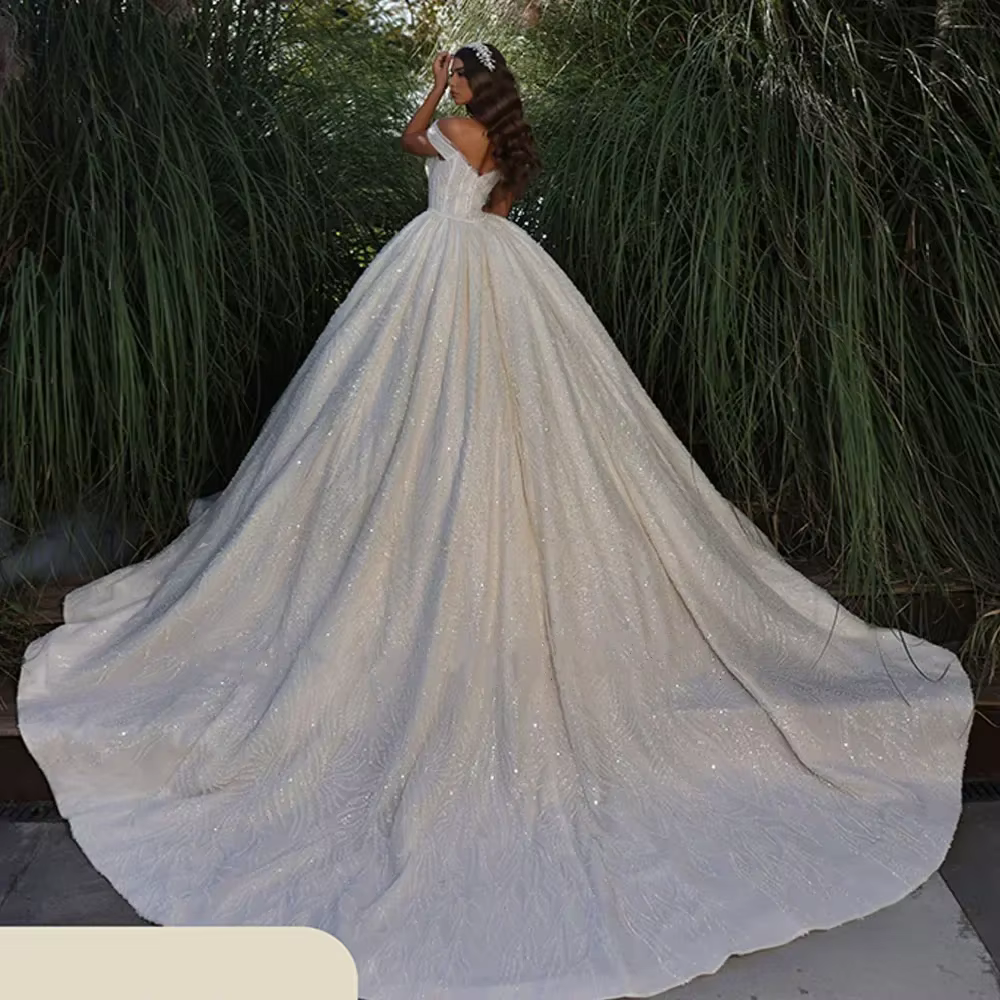 Robe de mariée personnalisée à col cœur et épaules dénudées