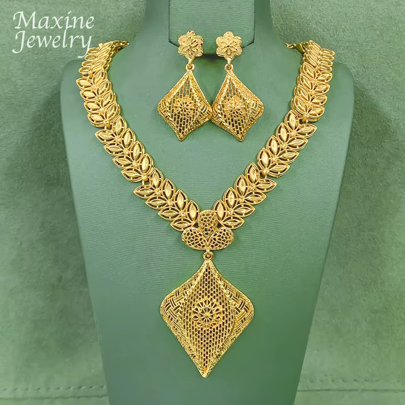 Ensemble de bijoux plaqué or 18 carats de Dubaï au design original et unique pour femmes