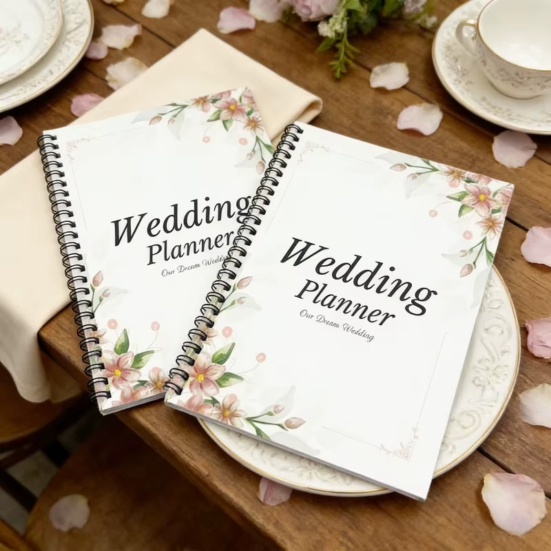 Carnet de planification de mariage rigide