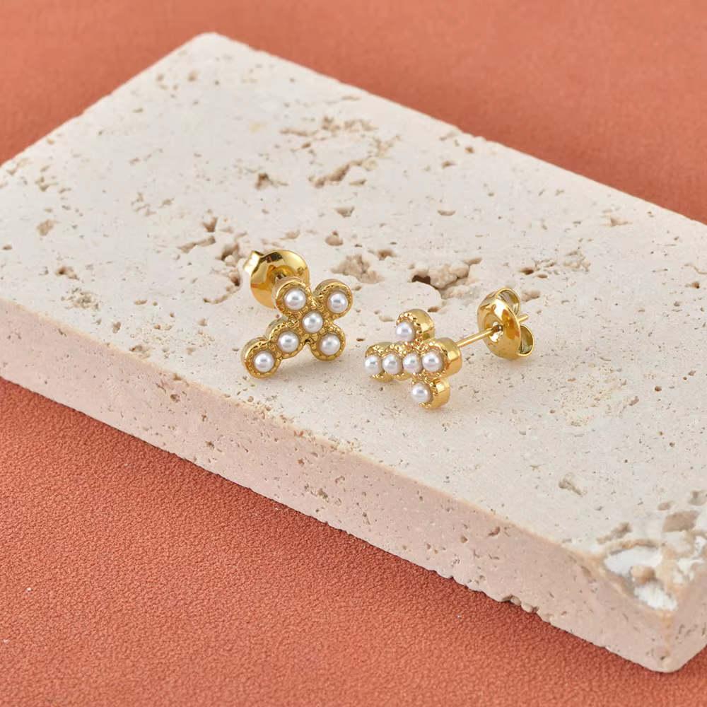 Boucles d'oreilles Vintage en perles délicates et zircone cubique