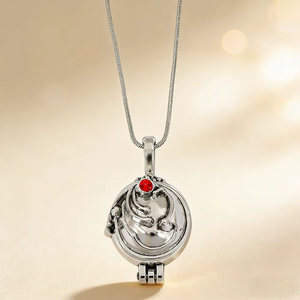 Collier pendentif Vervain vintage inspiré des Vampire Diaries