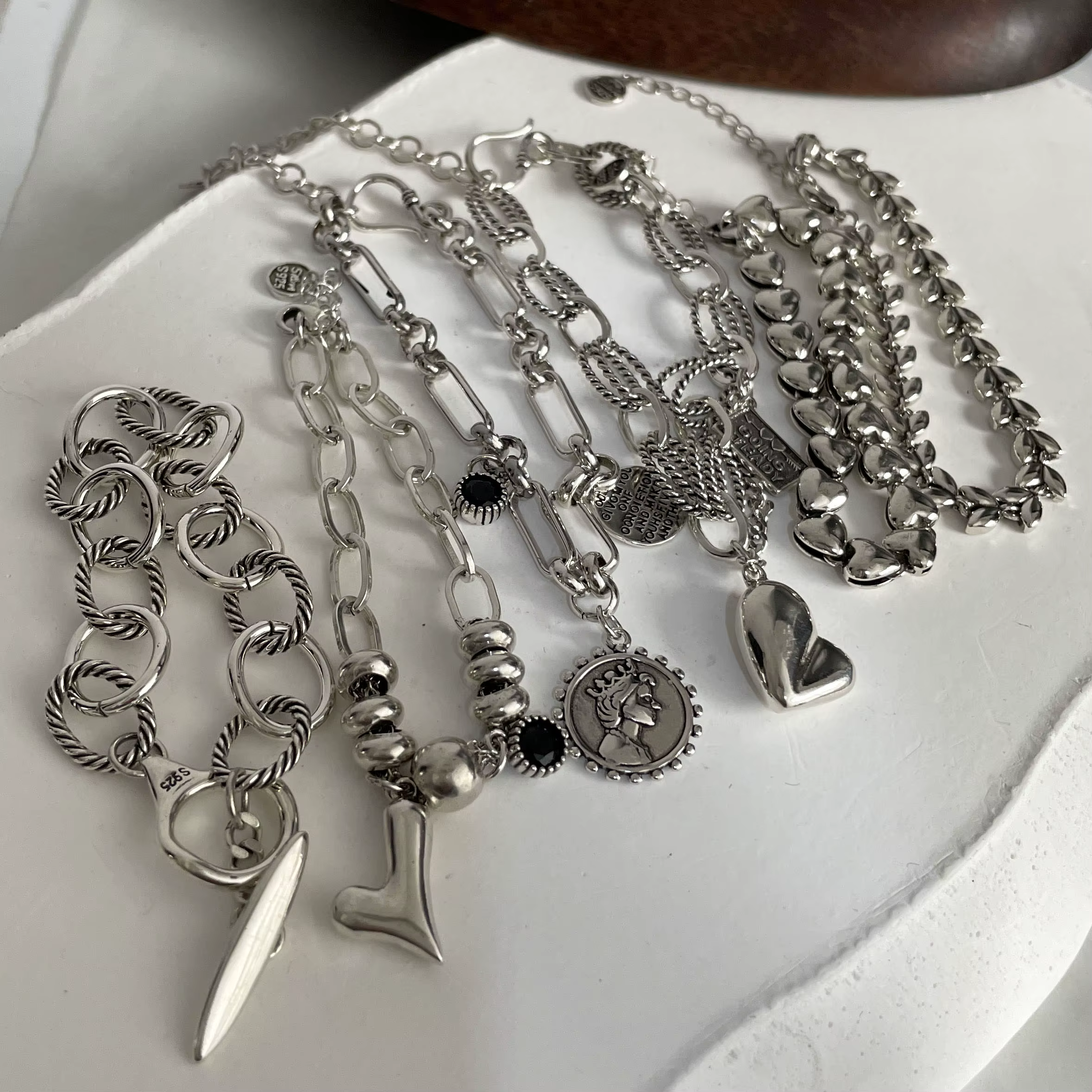 Bracelet en métal en argent regardé 100% pour femme