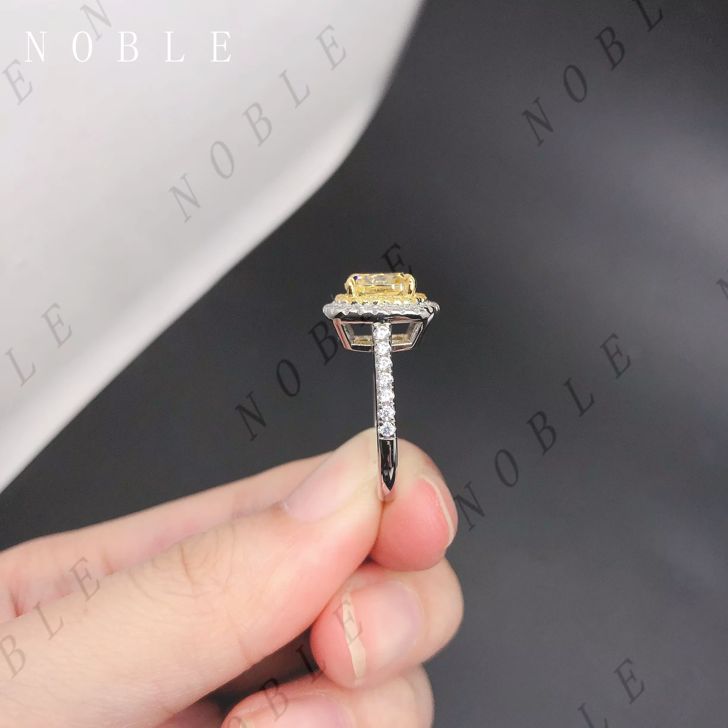 Bague AU750 en or blanc véritable 2