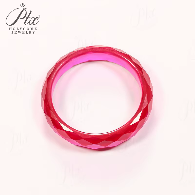 Bague en rubis Moissanite
