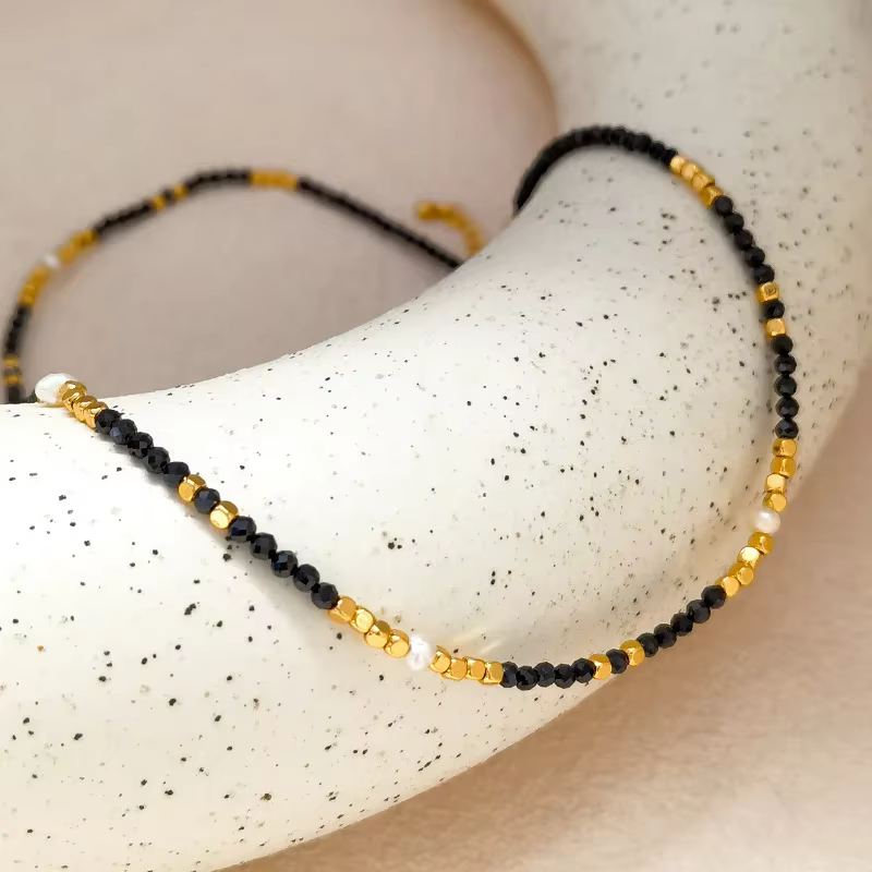 Bijoux rétro une couche Vintage tempérament couleur or collier de perles noires pour femmes fille offre spéciale accessoires livraison directe