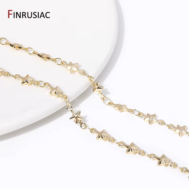 Bijoux étoile brillante plaquée or 14 carats