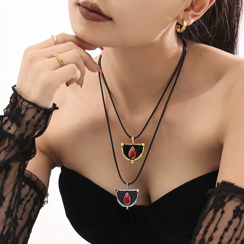 Collier en acier inoxydable pour femmes