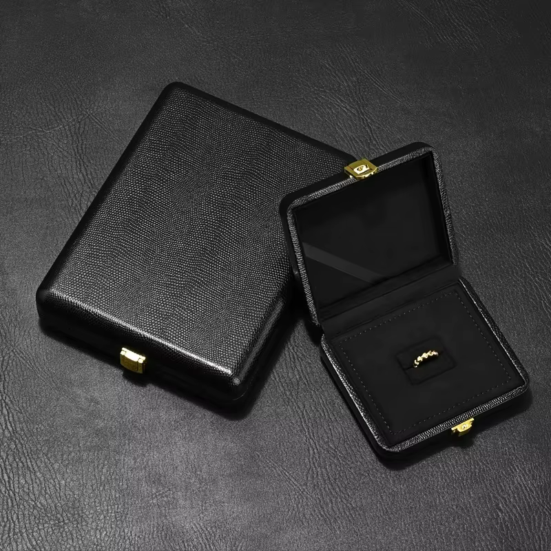 Boîte à bijoux de luxe légère