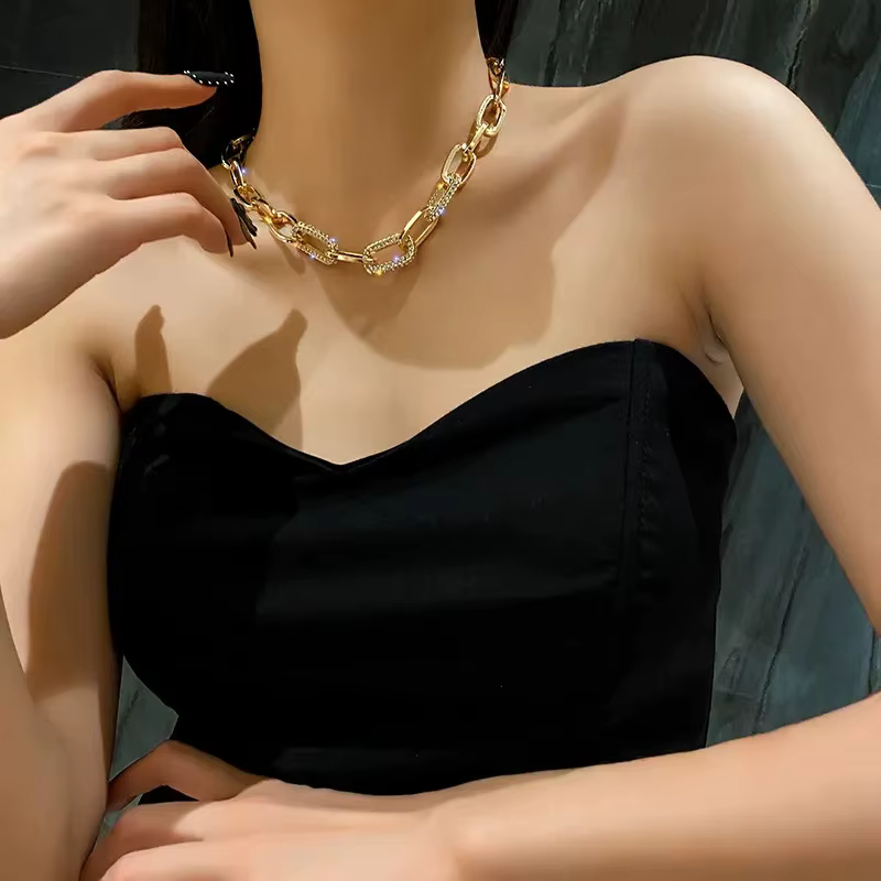 Collier chaîne épaisse exagérée pour femmes