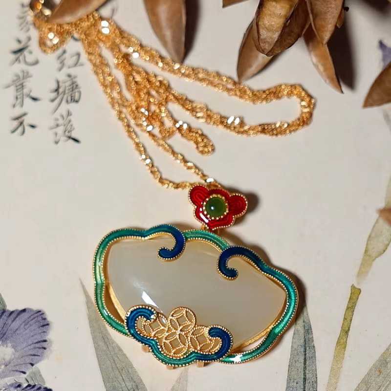 Collier pendentif en émail Ruyi classique pour femme