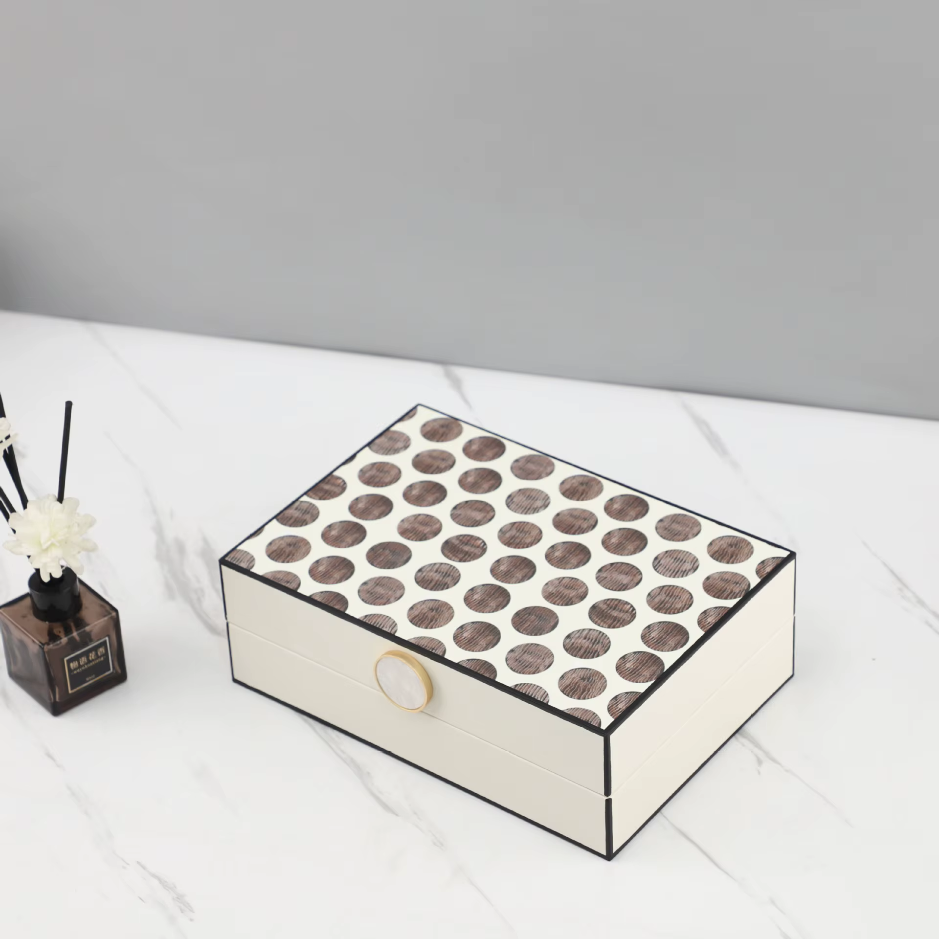 Boîte à bijoux rectangulaire en cuir à pois pour rangement