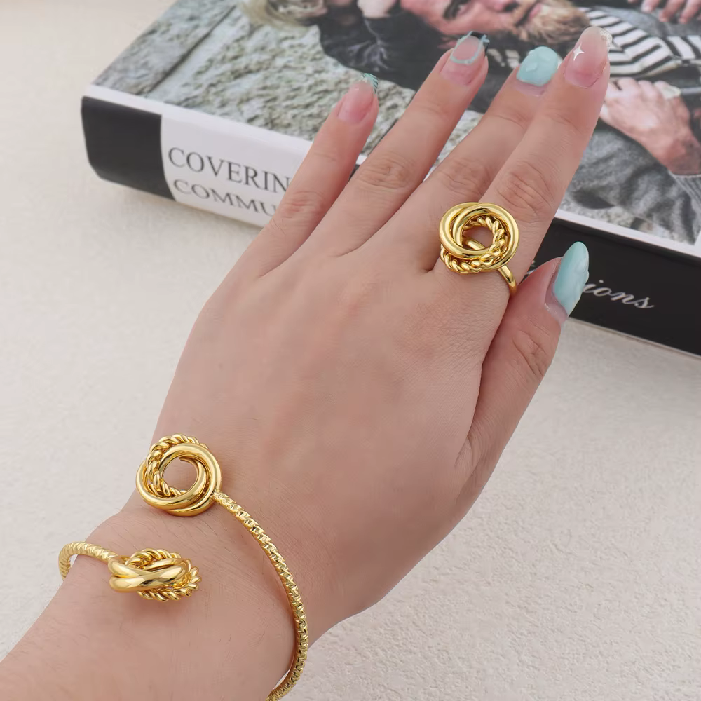 Nouvelle mode en acier inoxydable couleur or cercles imbriqués chiffres romains ensembles de bijoux femmes 4 pièces
