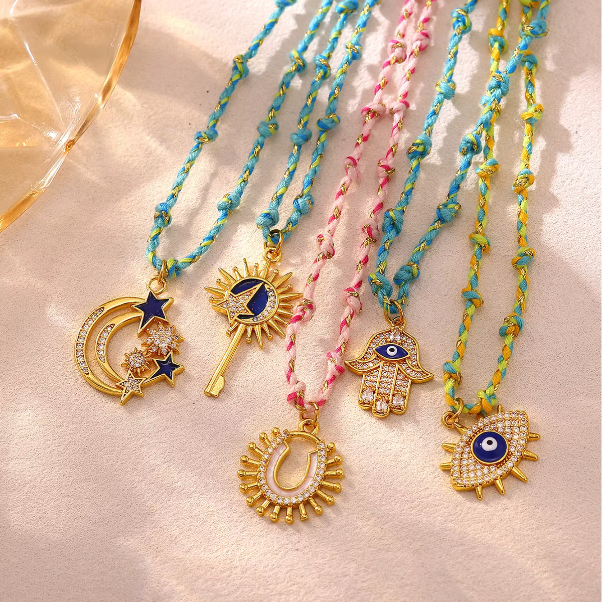 Collier tressé bohème œil porte-bonheur main de Hamsa pour femme