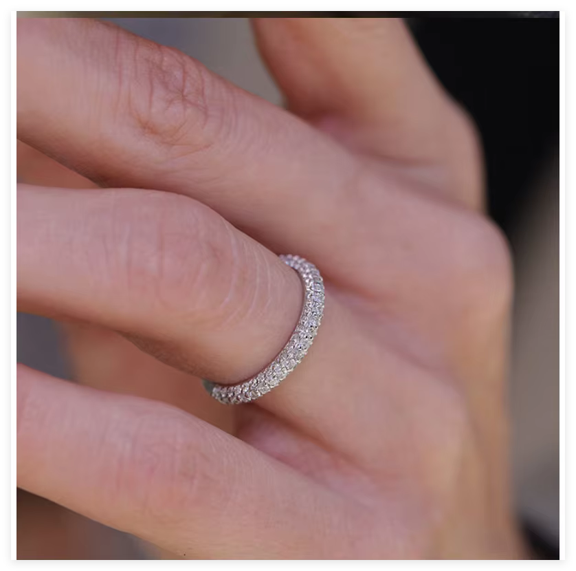 Bague de mariage délicate pour femme