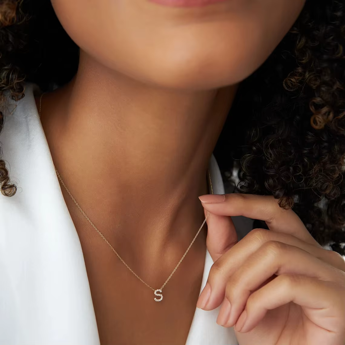 Mini collier ras du cou avec lettres en Zircon pour femmes