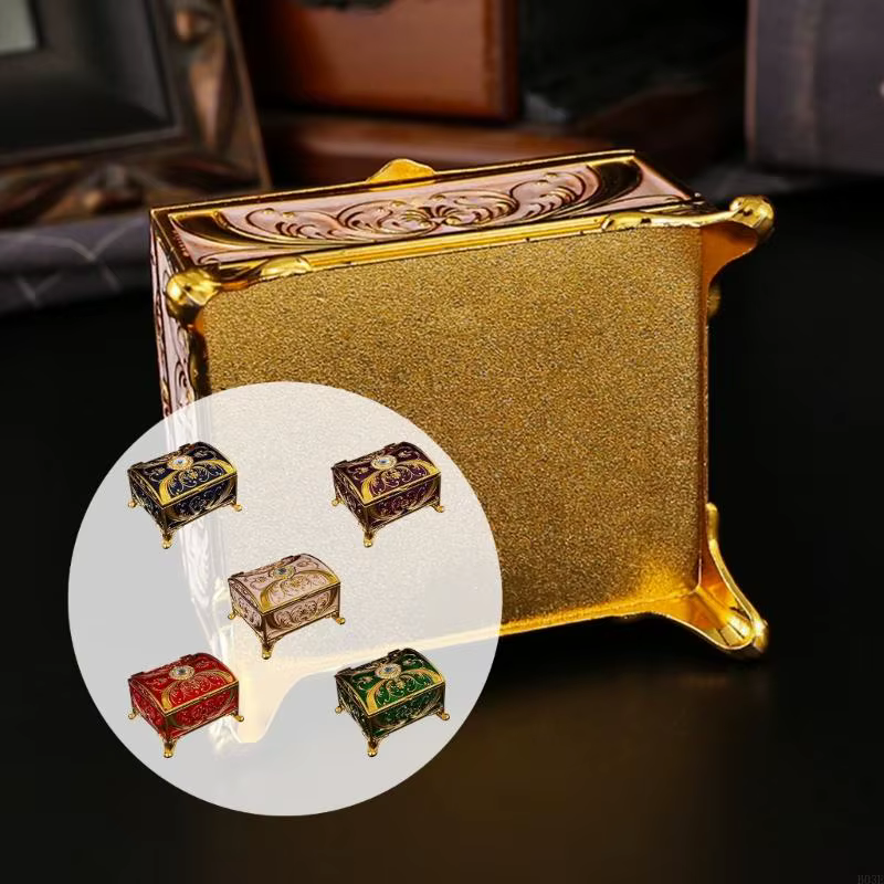 Boîte à bijoux florale en émail