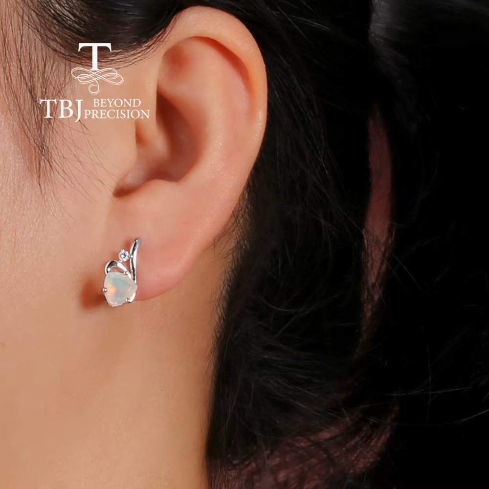 Boucles d'oreilles en opale naturelle