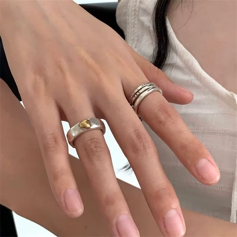 Bague coeur doré en acier inoxydable pour femmes et filles