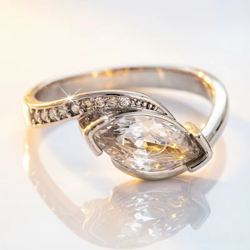 Bague de promesse en zircone synthétique de luxe pour femmes