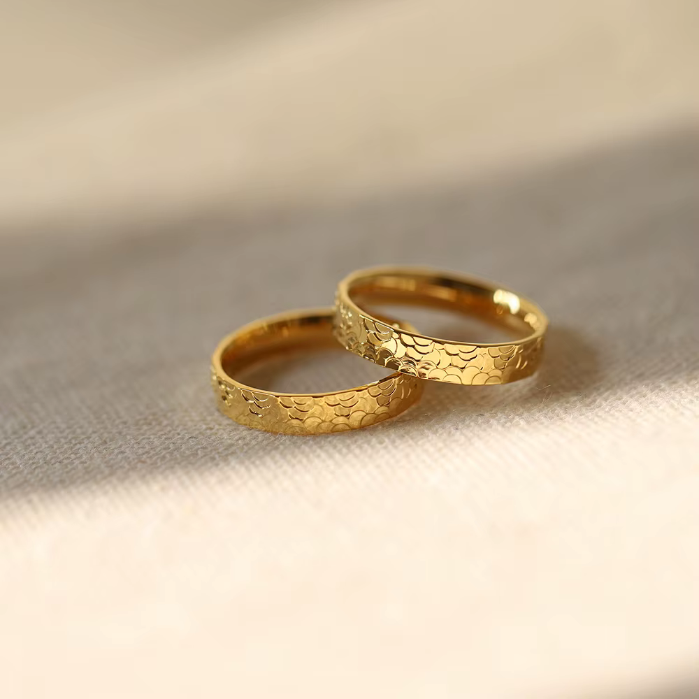 Bague irrégulière en acier inoxydable pour femme