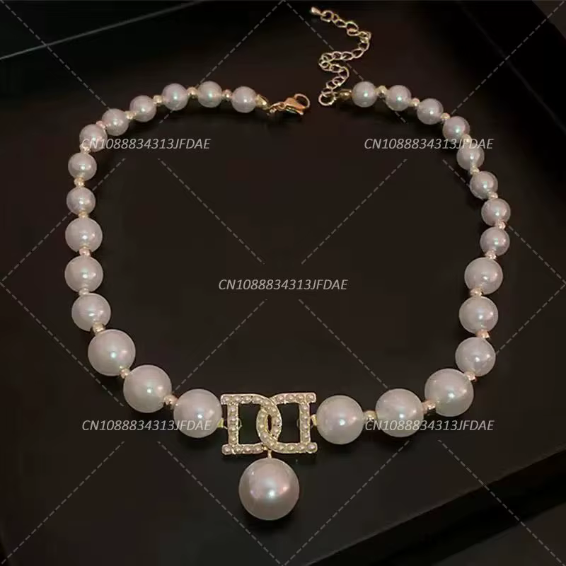 Grand pendentif élégant pour femmes