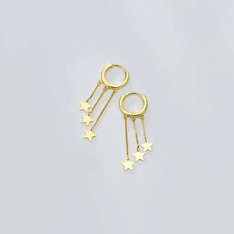 Boucles d'Oreilles Pendantes en Or 14K avec Pompon en Forme d'Étoile