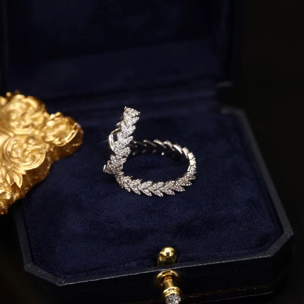 Boucles d'oreilles en forme de feuille de cristal pour femmes