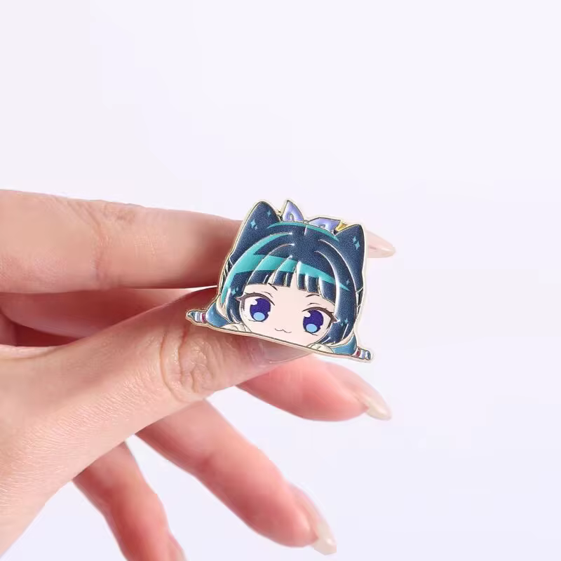 Épinglette en émail Chibi Jinshi Maomao