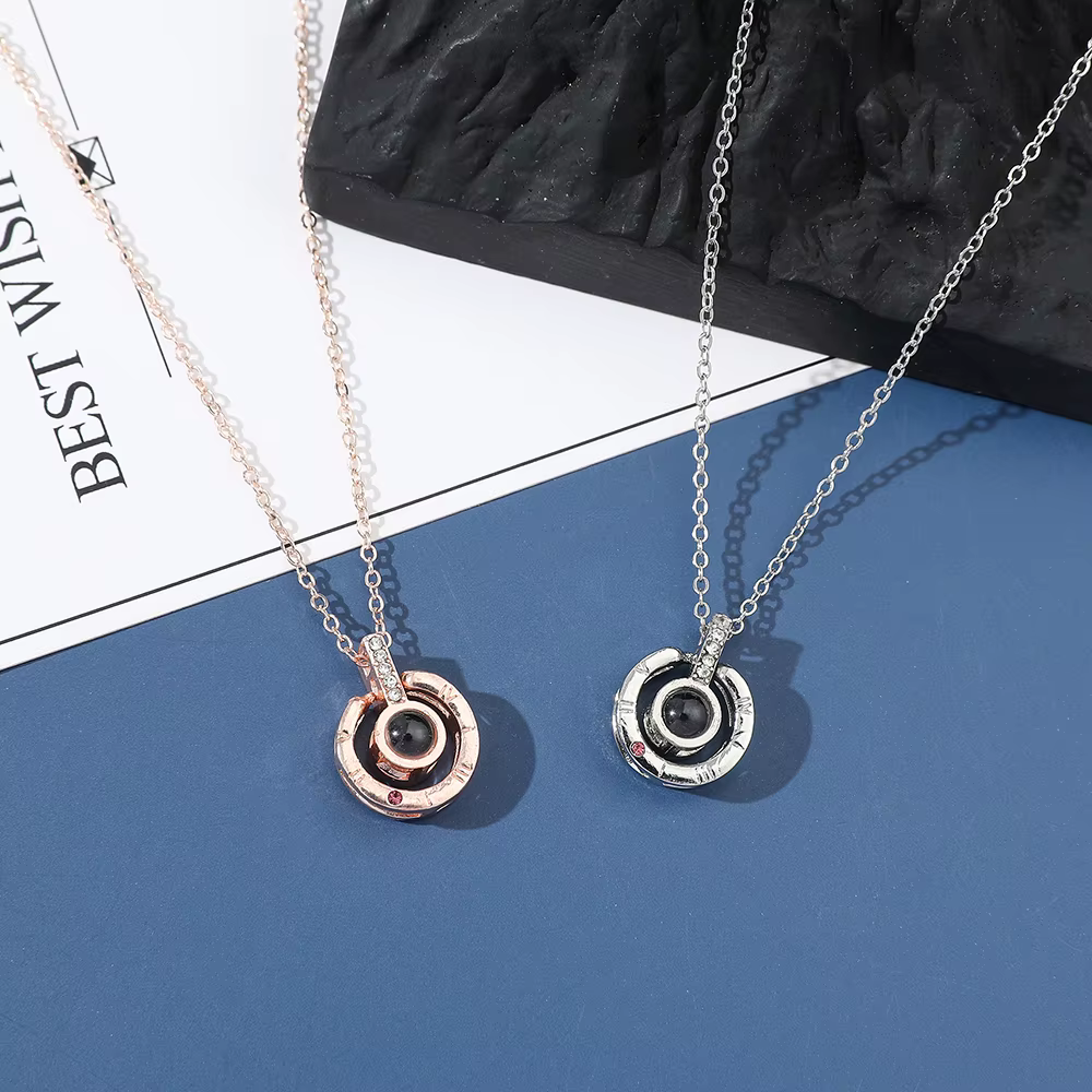 Collier 'Je t'aime' en 100 langues - Pendentif cœur multilingue