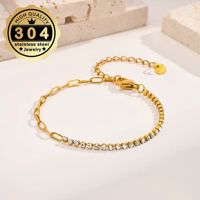 Bracelet en acier inoxydable pour femme avec pierres de zircone étincelantes