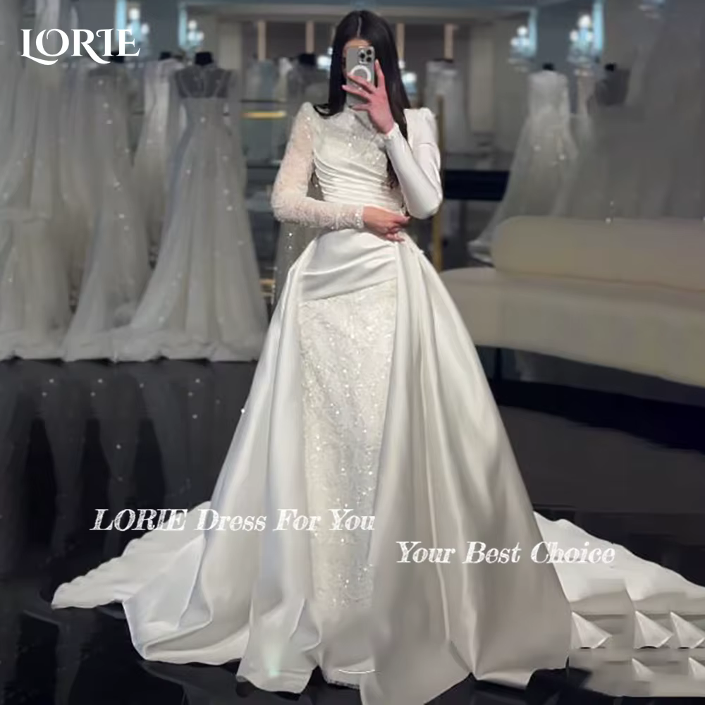 Robe de Mariée en Dentelle Plissée à Col Haut