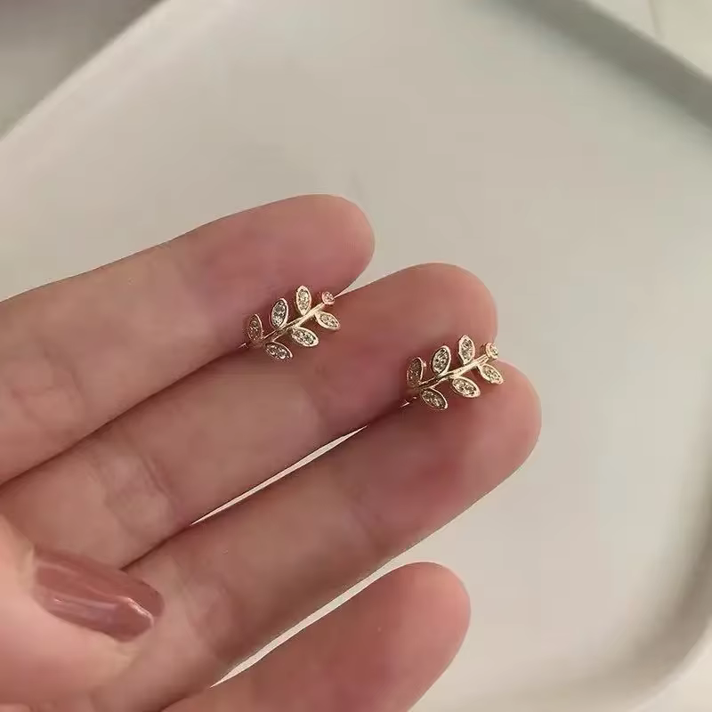 Manchette d'oreille en argent regardé 925 pour femme