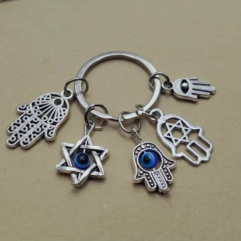 Porte-clés sur le thème de la main de Fatima