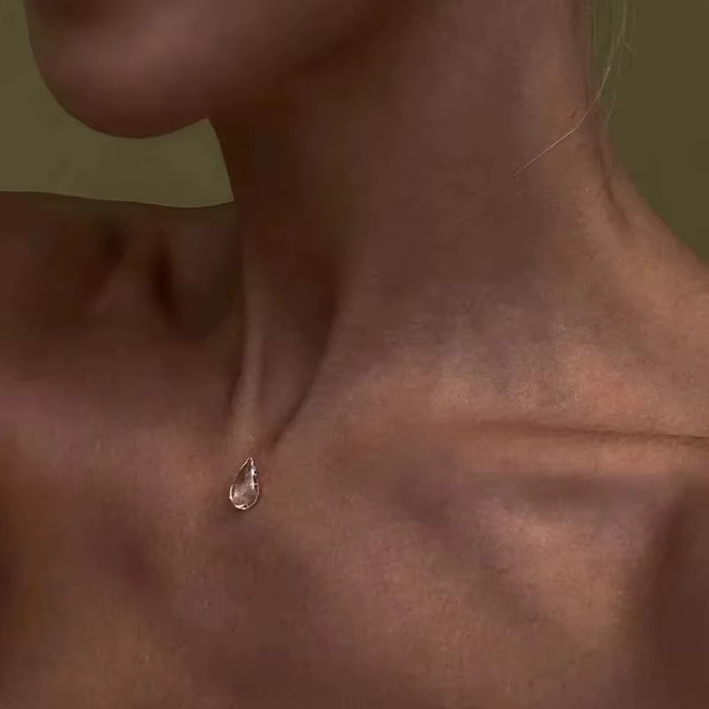 Collier goutte d'eau claire