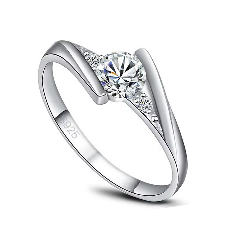 Nouvelle bague vintage 2025 couleur argent avec zircon pour femme