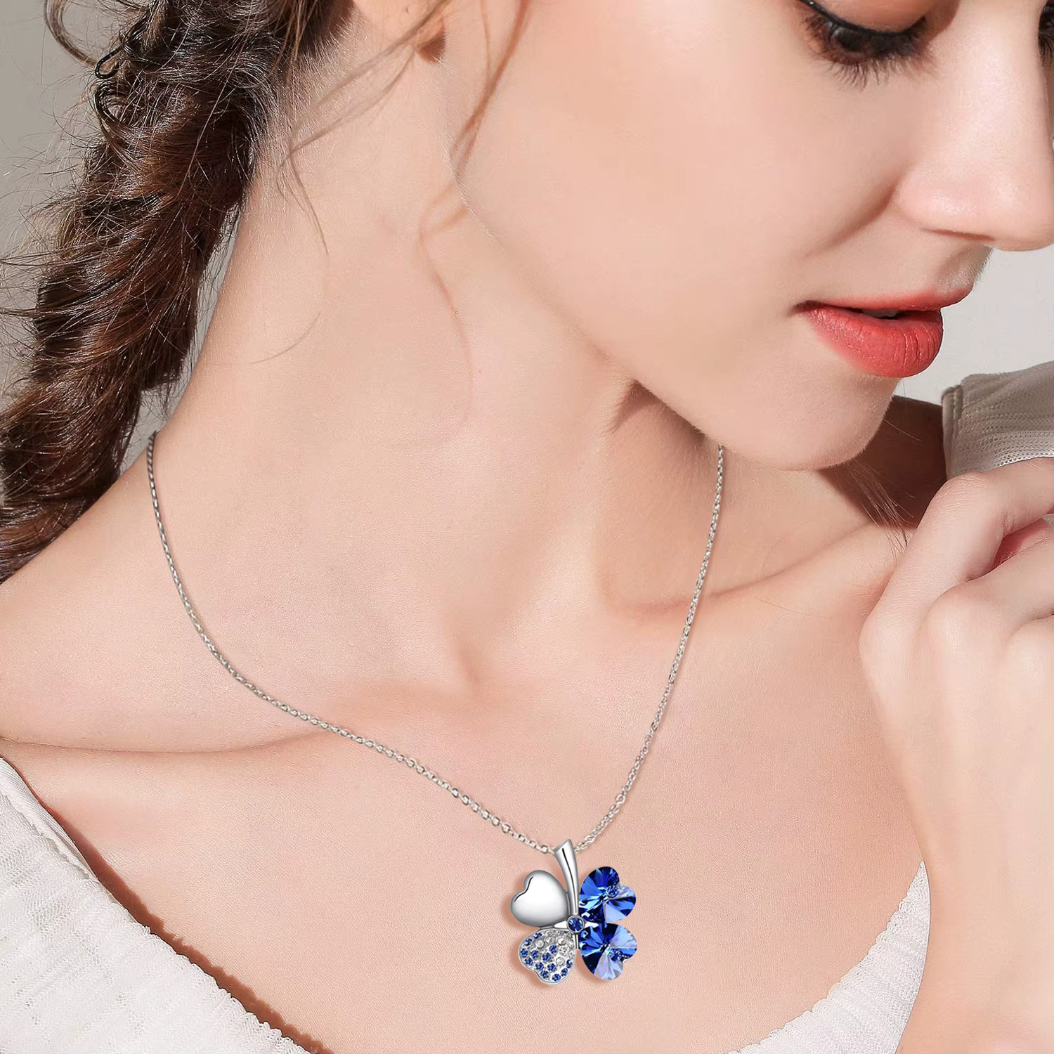 Cristal 4 feuilles trèfle pendentif colliers amant cadeau d'anniversaire qualité mode bijoux livraison directe charme fille