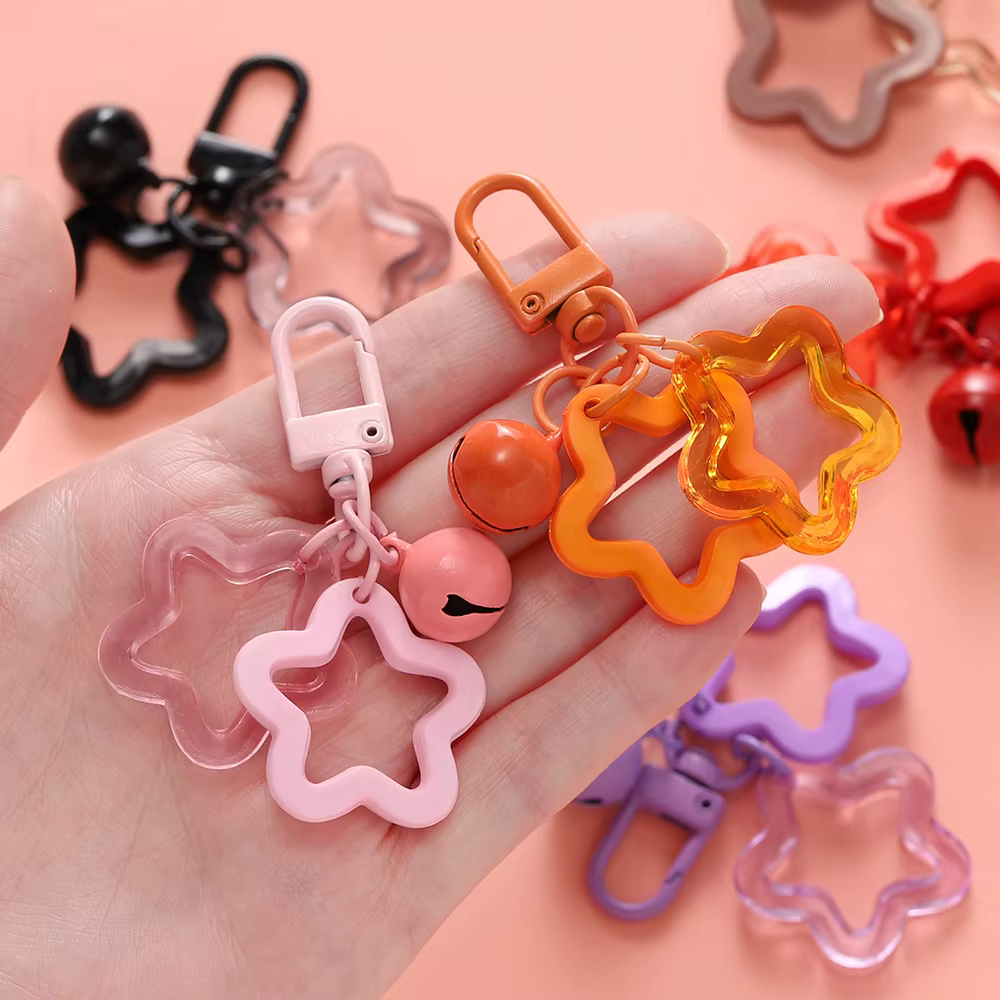 1 pièces pendentif à breloque étoile creuse avec petite cloche perles acryliques colorées porte-clés accessoires sac