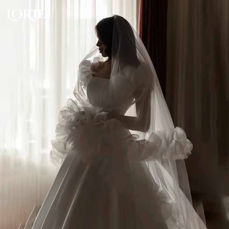 LORIE Empire 3D fleur printemps dentelle robes de mariée sans bretelles princesse bouffée robe