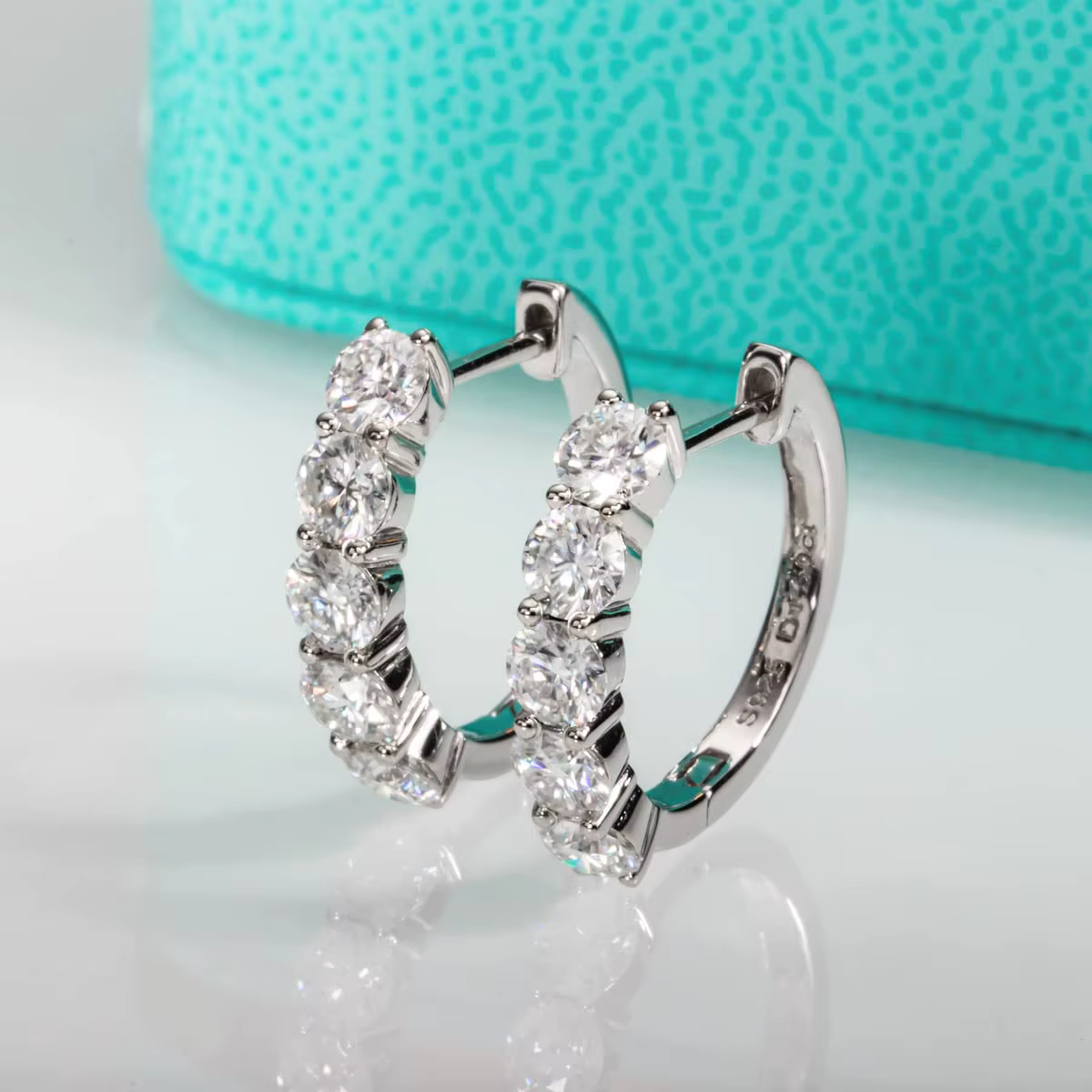 Boucles d'oreilles créoles Metis 3 carats en moissanite