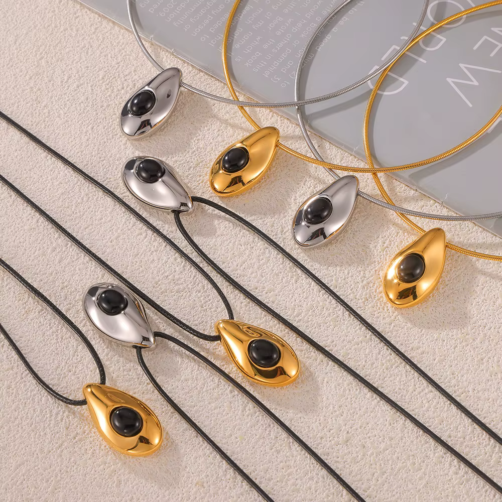 Amaiyllis 18K or Simple personnalisé cordon en cuir goutte d'eau collier pendentif Niche incrusté Agate