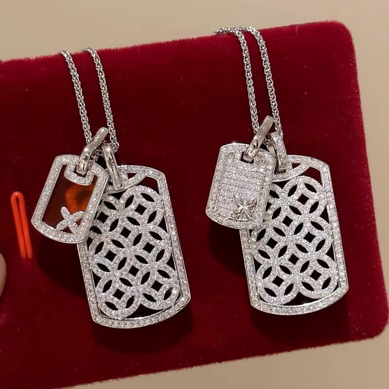 Luxueux collier carré en argent 925 incrusté de diamants rétro nouveau dans le style chinois exquis