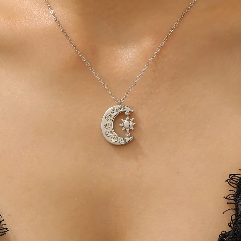 Collier de luxe en cuivre pour femmes