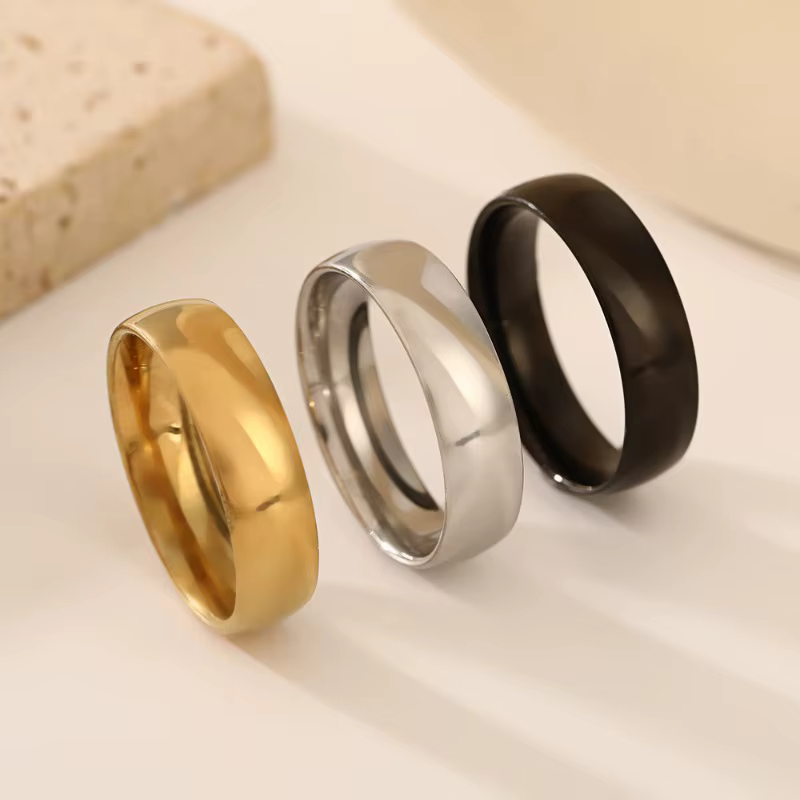 Bague Simple et brillante en titane et acier