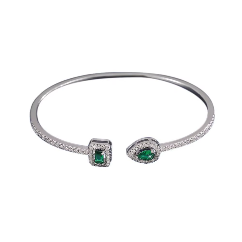 Bracelet manchette en zircon cubique