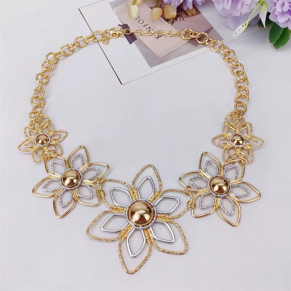 ESALE Parure de bijoux fleuris plaqués or 18 carats pour femme, ensemble de luxe complet collier boucles d'oreilles bracelet bague, idéal pour mariage et banquet 2026