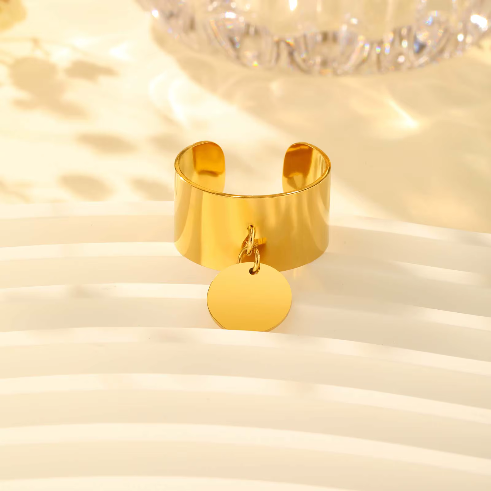Bague ouverte minimaliste en acier inoxydable avec pendentif rond